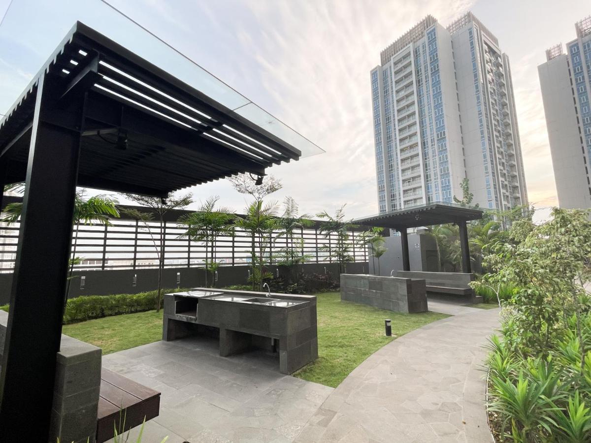 2br Podomoro W/ Access To Mall Apartemen